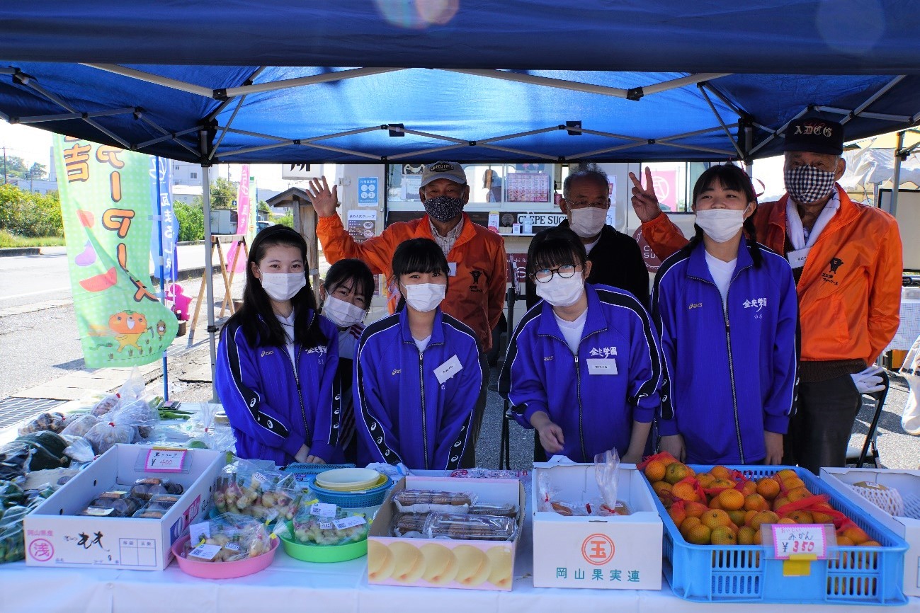 耕作放棄地を借り上げ野菜を生産「地元の景観を守りたい」平均年齢71歳のファーマーズ