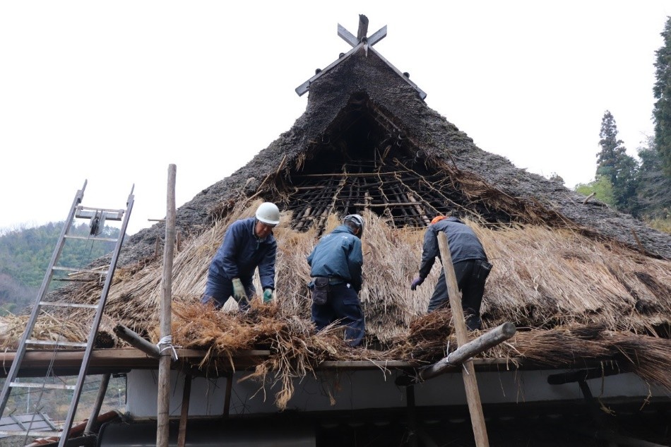 ユネスコ無形文化遺産に登録！「かやぶき屋根」の家に今も住み続ける住人が守り続けてきた大切な思いとは