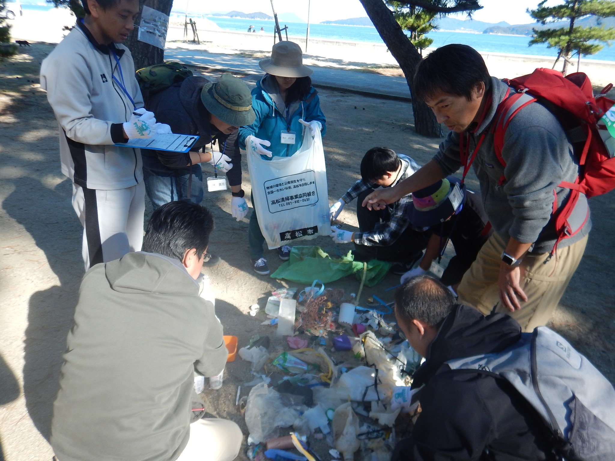 ★「海ごみ…座」の様子