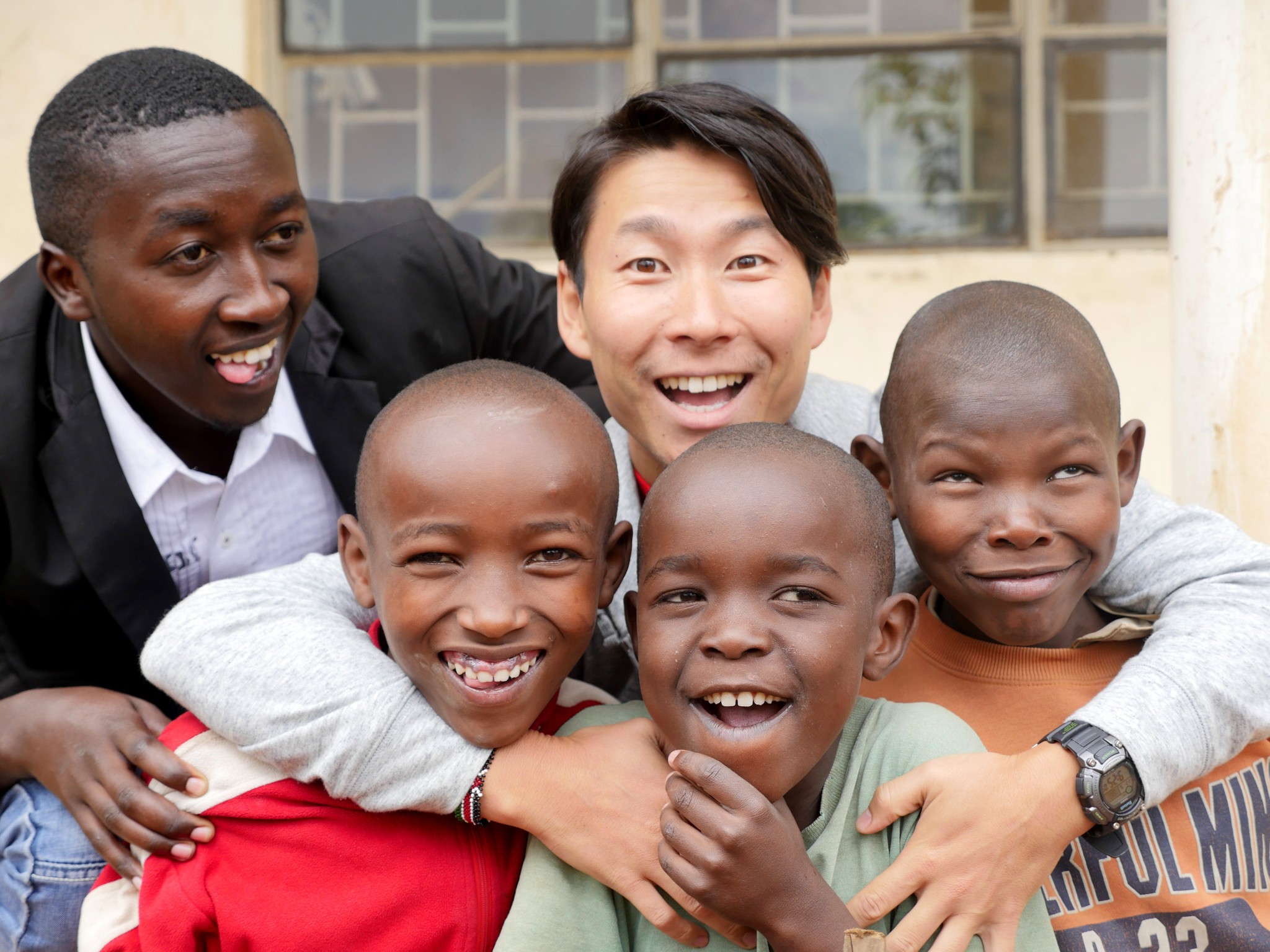 バンドでドラマー、YOSHIKIを追ってアメリカ留学　歩んできた“自由”な人生の素晴らしさを、英会話教室で子どもたちに　徳島