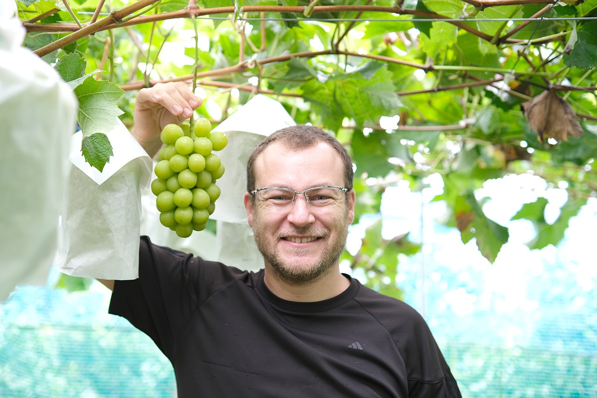 フランス出身関西人、香川でブドウ農家として独立！　支えは師匠との絆
