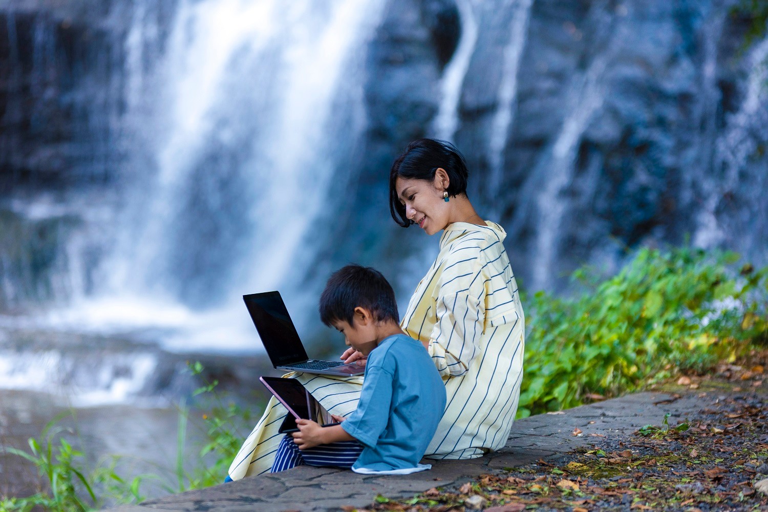 親子で始めた日本一周の旅　ママライターが「第二のふるさと」を探すワケ