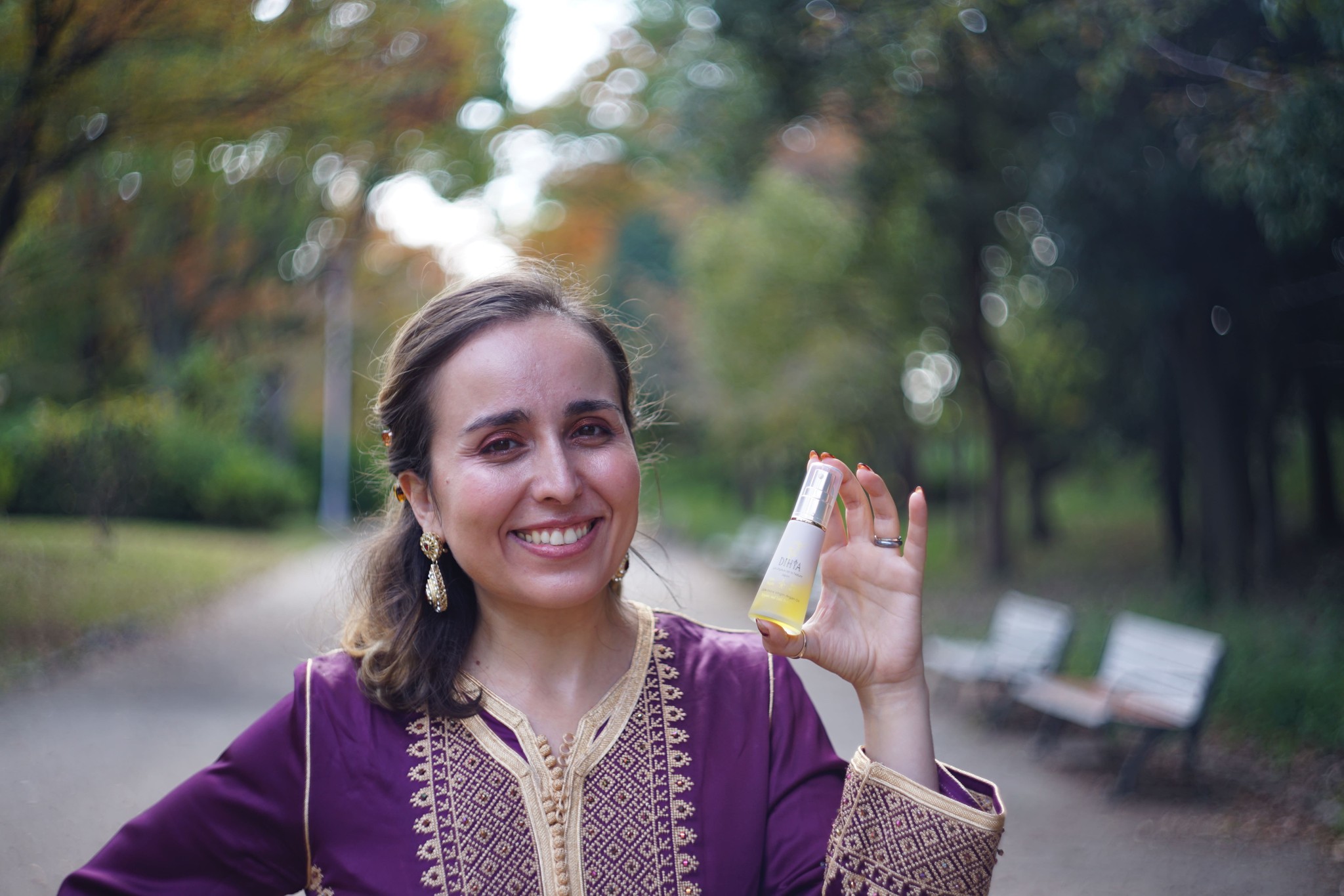 モロッコ人が選ぶ本物のアルガンオイル　女王の名を冠したブランドで日本へ