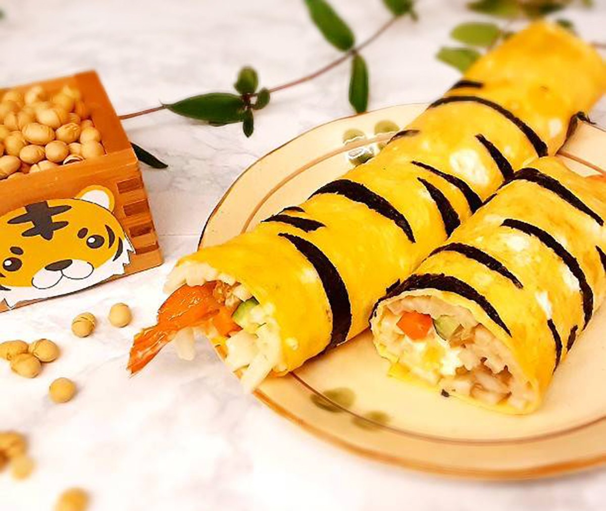 うどん県では恵方巻すらうどんに!!　香川・津田の松原SAで販売、トラ柄も