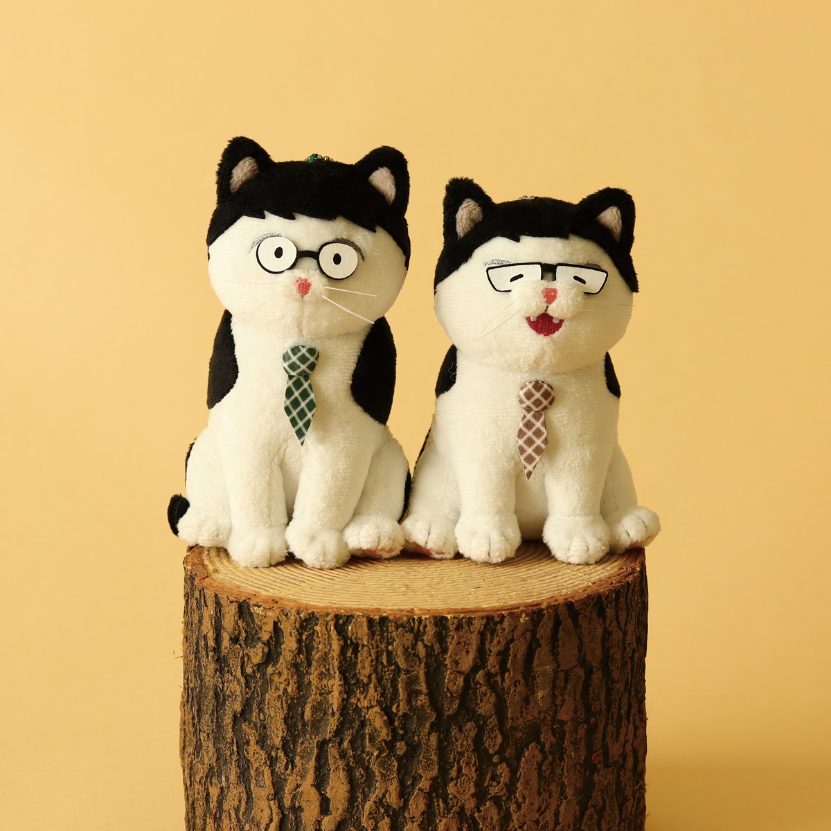 よしもと芸人とコラボ「もふもと」で話題　ヒット作生む、SNSも人気の2人組