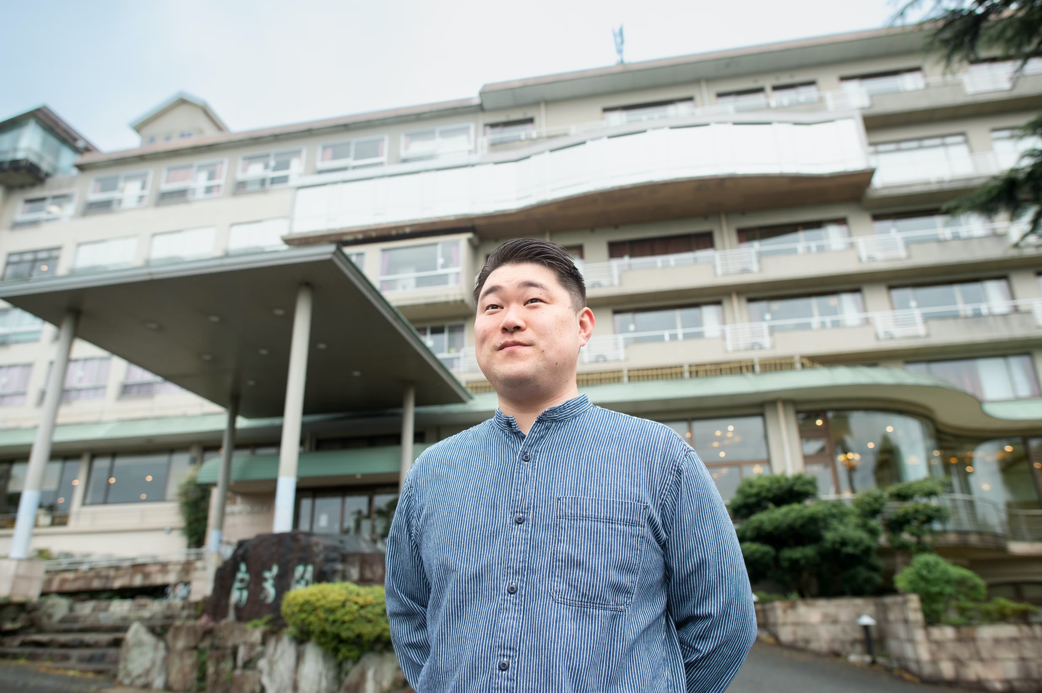 若き老舗旅館5代目の大転換　「子育て家族」をターゲットにした背景にある、亡き父との思い出