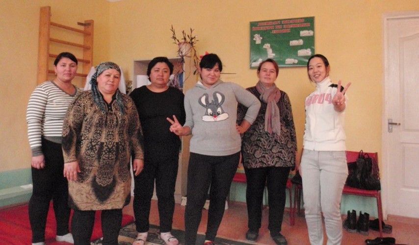 ③ウズベキ…ン田口さん